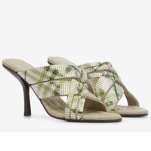 NEW IN BOX Burberry Cabana Sandal